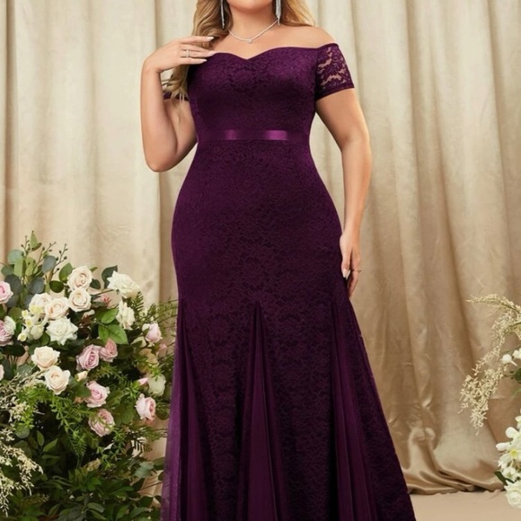 Beautiful elegant party dress​​ - Picture 4 of 11